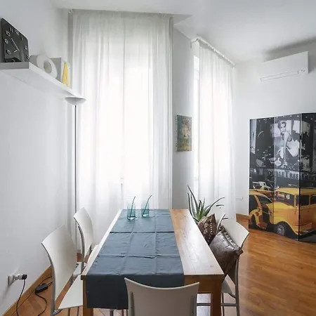 Appartement Stylish Retreat For Two In