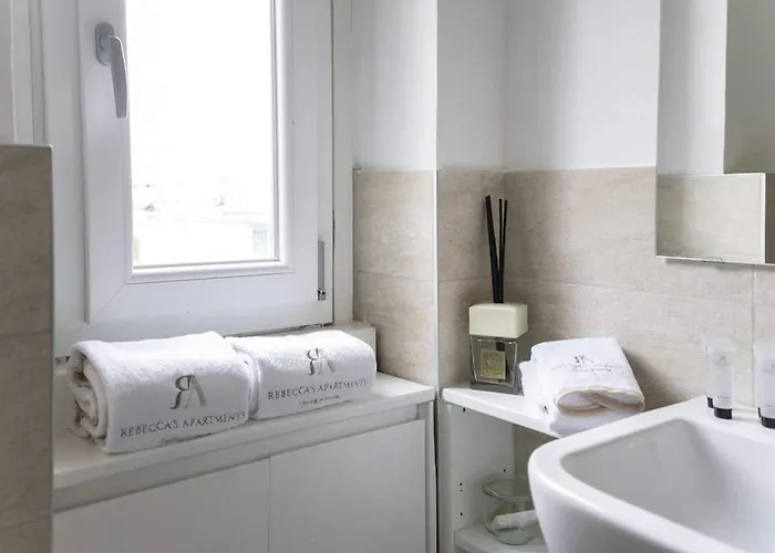 Stylish Retreat For Two In